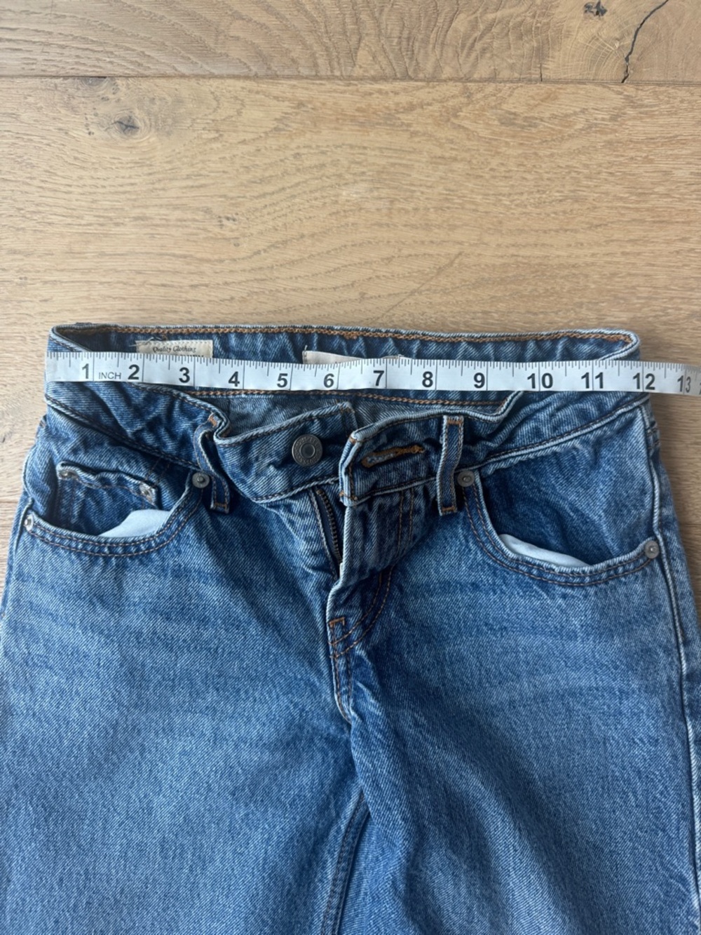 3 pairs Levi's Women’s Low Loose Jeans - Dark Blue, Light Blue, Black Washes - Picture 8 of 12